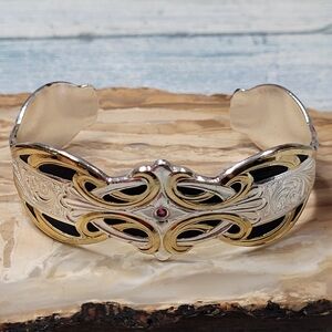 Montana Silversmiths Tri color Cuff Bracelet